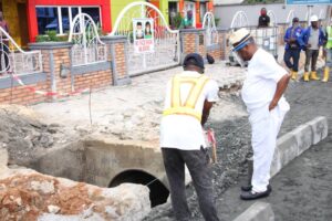 Governor Nyesom Ezenwo Wike inspecting Woji Road and Elelenwo Street both in the new GRA