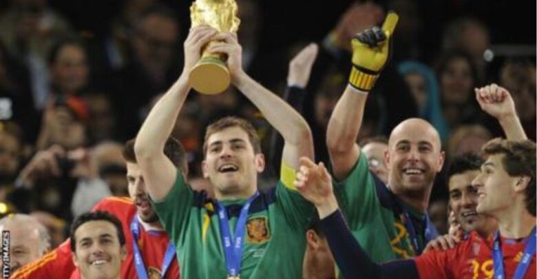 Goalkeeper Casillas Retires