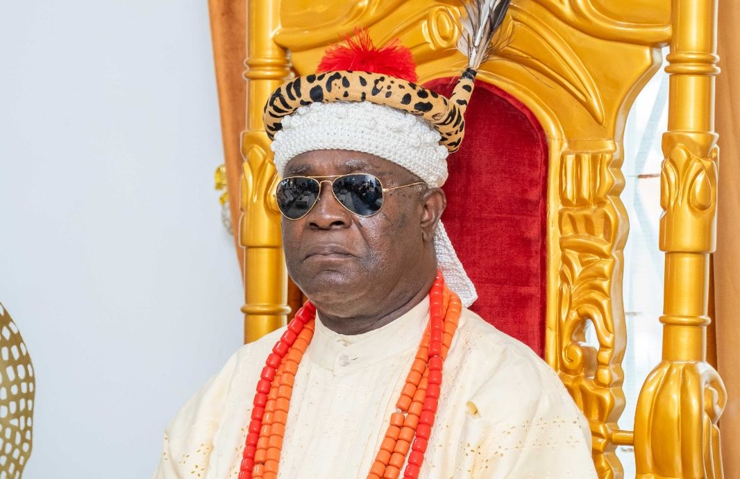 Paramon Ruler A'Ibom Amended Traditional Rulers Law Is Sacrosanct - 18 Paramount ...