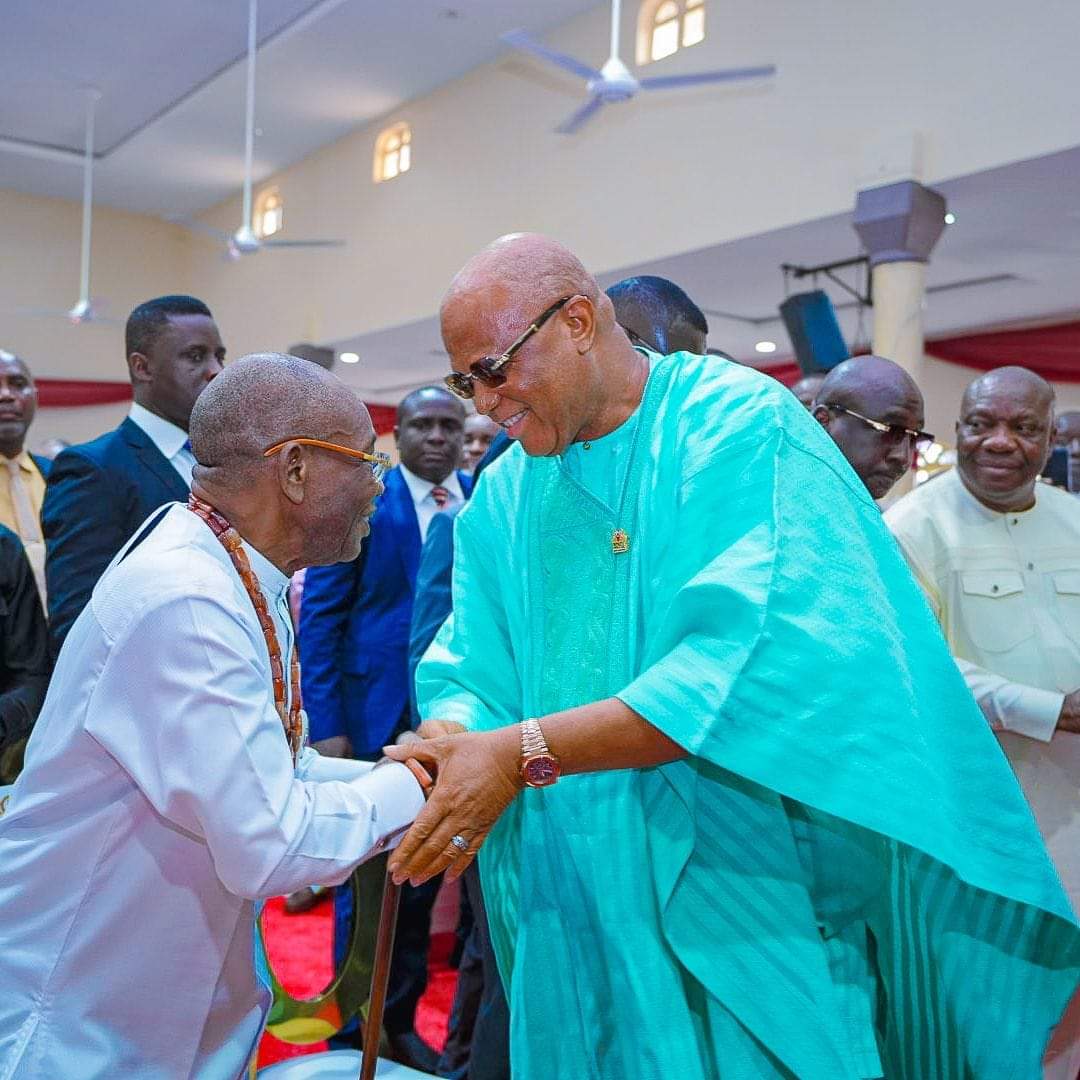 Gov. Eno Leads A'Ibom Dignitaries To Celebrate Chief Nduese Essien At ...