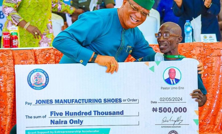 Akwa Ibom entrepreneurs get N500,000 business grant