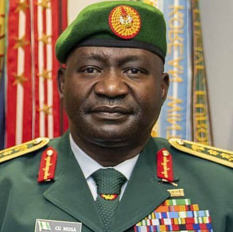 Military arrests 20 suspected thieves in Niger Delta