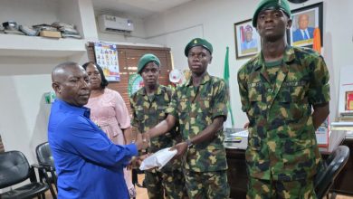 Nsit Atai Chairman receives new army recruits